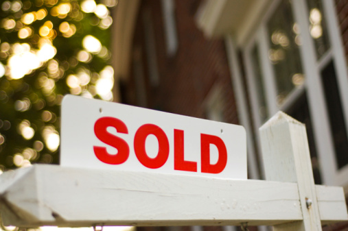 Leveraging the Power of Real Estate Agents to Selling Your Property